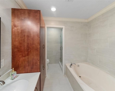14702 Westway Lane - Photo Thumbnail 19