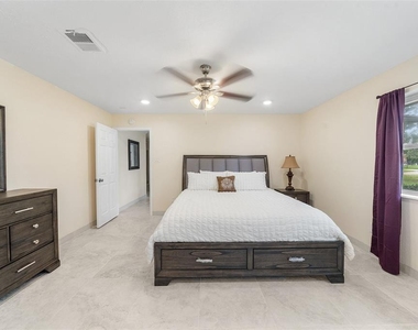 14702 Westway Lane - Photo Thumbnail 17