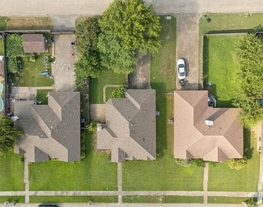 1602 Develon Drive - Photo Thumbnail 21