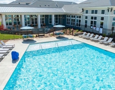104 Herrings Green Loop - Photo Thumbnail 1