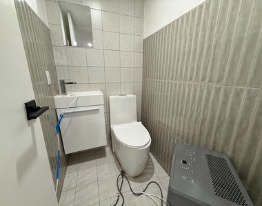 1023 Putnam Avenue - Photo Thumbnail 10