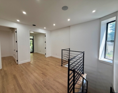 1023 Putnam Avenue - Photo Thumbnail 1