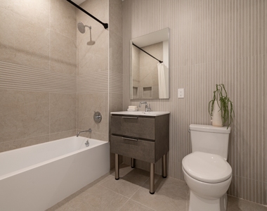 702 East 32nd Street - Photo Thumbnail 12