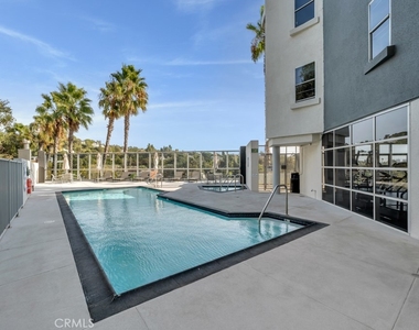 171 N Church Lane - Photo Thumbnail 10