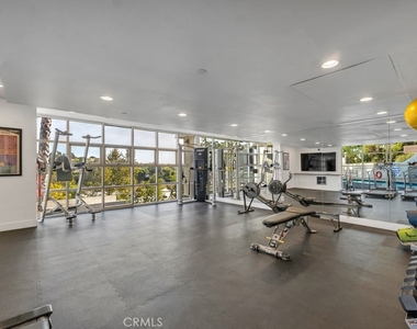 171 N Church Lane - Photo Thumbnail 11