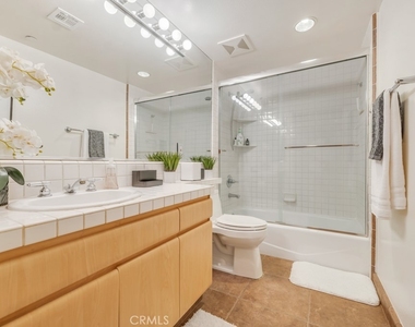 171 N Church Lane - Photo Thumbnail 6