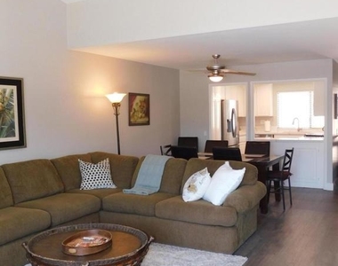 72830 Fleetwood Circle - Photo Thumbnail 8