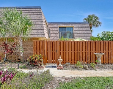 131 Ocean Cove Drive - Photo Thumbnail 22