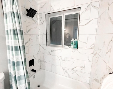 1550 S Ocean Drive - Photo Thumbnail 18