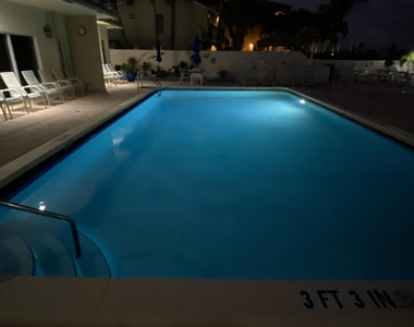 640 Snug Harbor Drive - Photo Thumbnail 16