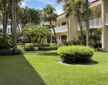 640 Snug Harbor Drive - Photo Thumbnail 1