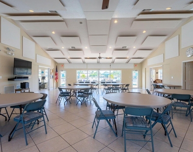 640 Snug Harbor Drive - Photo Thumbnail 12