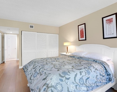 3300 S Ocean 202 S Boulevard - Photo Thumbnail 15