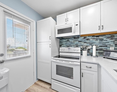 3851 N Ocean Boulevard - Photo Thumbnail 4