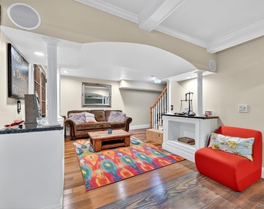7 Paiges Way - Photo Thumbnail 19