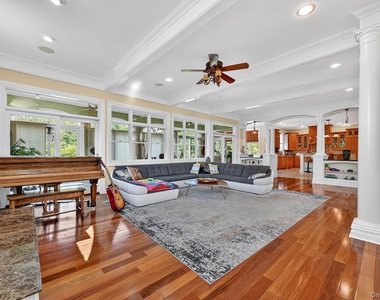 7 Paiges Way - Photo Thumbnail 8