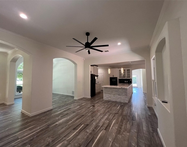 117 Cotton Rows Ln - Photo Thumbnail 9