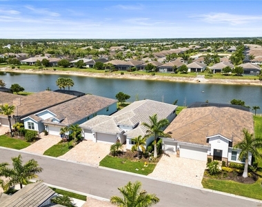 28041 Captiva Shell Loop - Photo Thumbnail 20