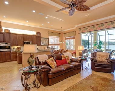 28352 Altessa Way - Photo Thumbnail 14