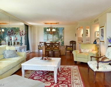 4001 Gulf Shore Boulevard N - Photo Thumbnail 3