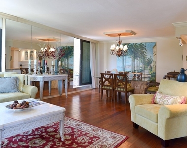 4001 Gulf Shore Boulevard N - Photo Thumbnail 4