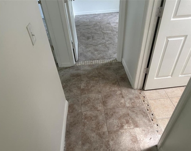 13678 Se 55th Avenue - Photo Thumbnail 13