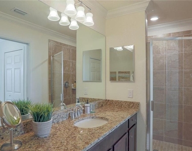 17006 Vardon Terrace - Photo Thumbnail 11