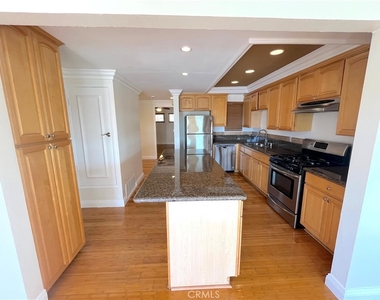 100 Cliff Drive - Photo Thumbnail 29