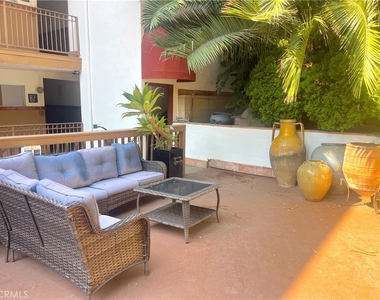 100 Cliff Drive - Photo Thumbnail 7