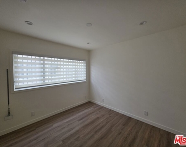 2908 W 141st Place - Photo Thumbnail 48