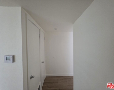 2908 W 141st Place - Photo Thumbnail 33
