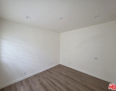 2908 W 141st Place - Photo Thumbnail 50