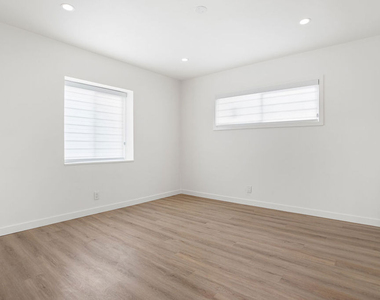 2908 W 141st Place - Photo Thumbnail 13