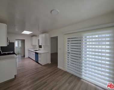 2908 W 141st Place - Photo Thumbnail 65