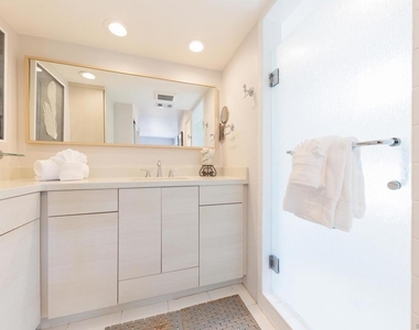 8132 Camino Del Sol - Photo Thumbnail 7