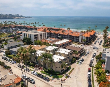 8132 Camino Del Sol - Photo Thumbnail 19