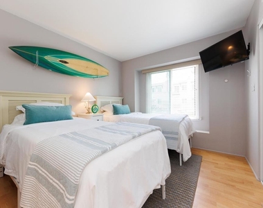 8132 Camino Del Sol - Photo Thumbnail 11