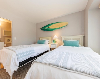 8132 Camino Del Sol - Photo Thumbnail 12