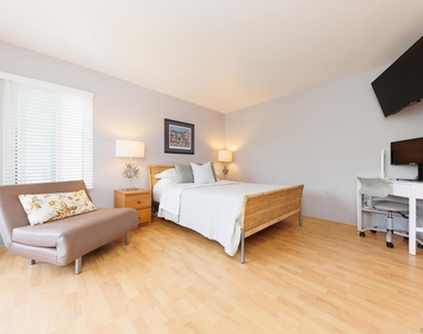 8132 Camino Del Sol - Photo Thumbnail 5