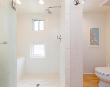 8132 Camino Del Sol - Photo Thumbnail 8