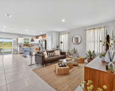 3518 Carriage Pointe Circle - Photo Thumbnail 3