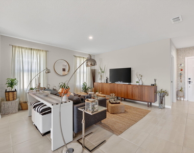 3518 Carriage Pointe Circle - Photo Thumbnail 4