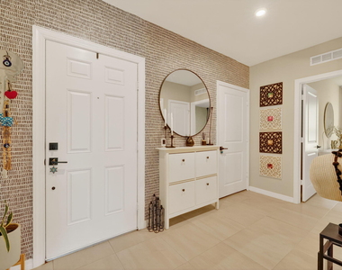 3518 Carriage Pointe Circle - Photo Thumbnail 2