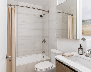 W 55th Street - Photo Thumbnail 3