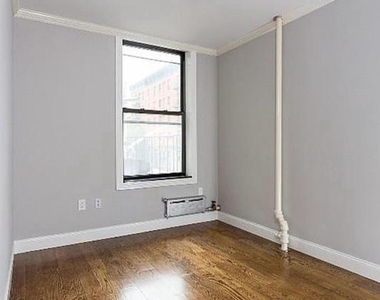 Avenue C - Photo Thumbnail 5