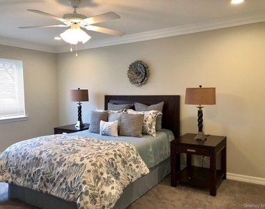 25 Williams Boulevard - Photo Thumbnail 9