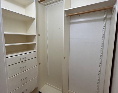 1115 W 22 1/2 St - Photo Thumbnail 20