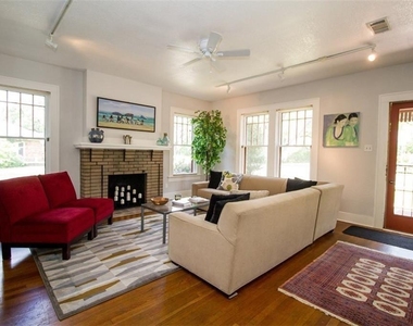 1115 W 22 1/2 St - Photo Thumbnail 2