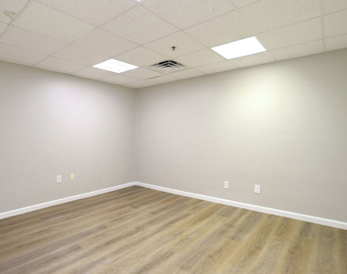 504 E Church Street - Photo Thumbnail 46