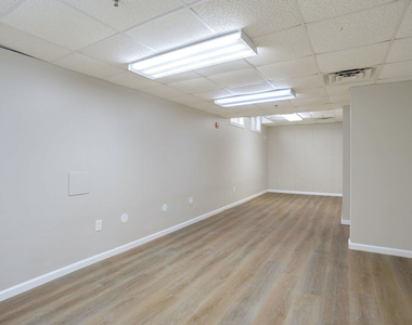 504 E Church Street - Photo Thumbnail 41